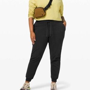 Lululemon Scuba Jogger Black 6 Sweatpants Joggers